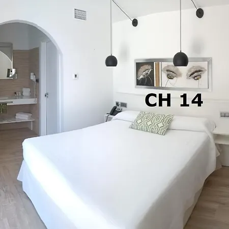 Hotel Artmonia 3*