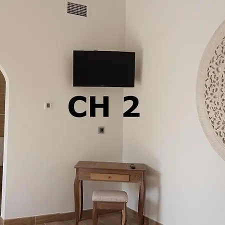 Hotel Artmonia 3*