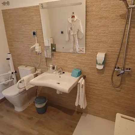 Artmonia Hotel 3*
